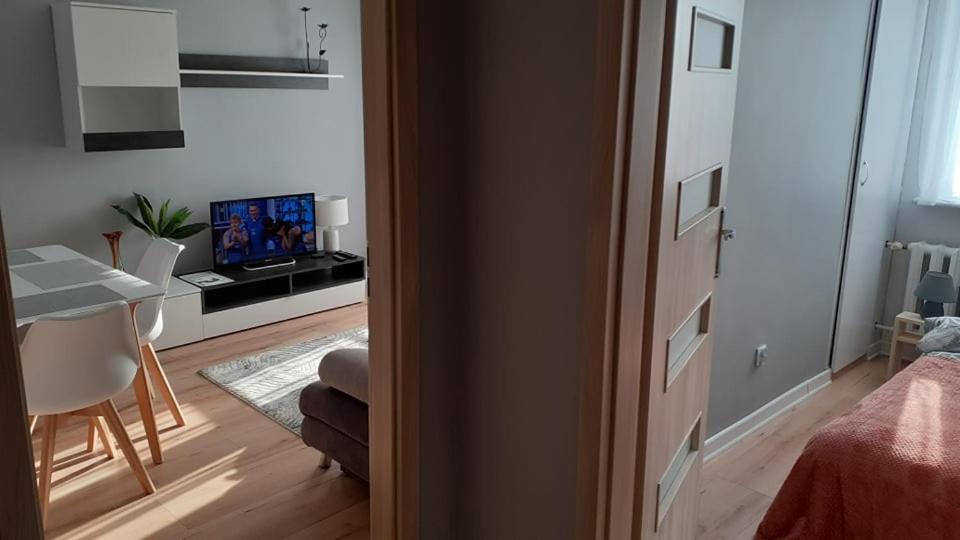 Apartament M-3 Centrum Częstochowa Kültér fotó