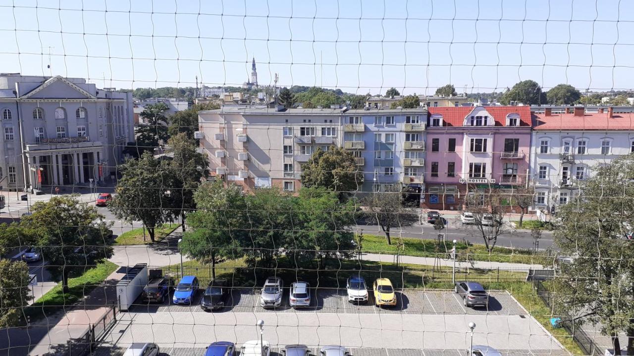 Apartament M-3 Centrum Częstochowa Kültér fotó